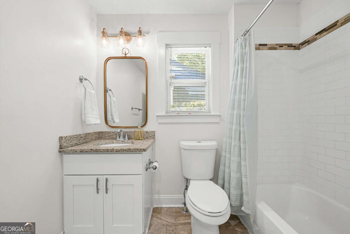 1134 Knott Street Se Property Photo 18