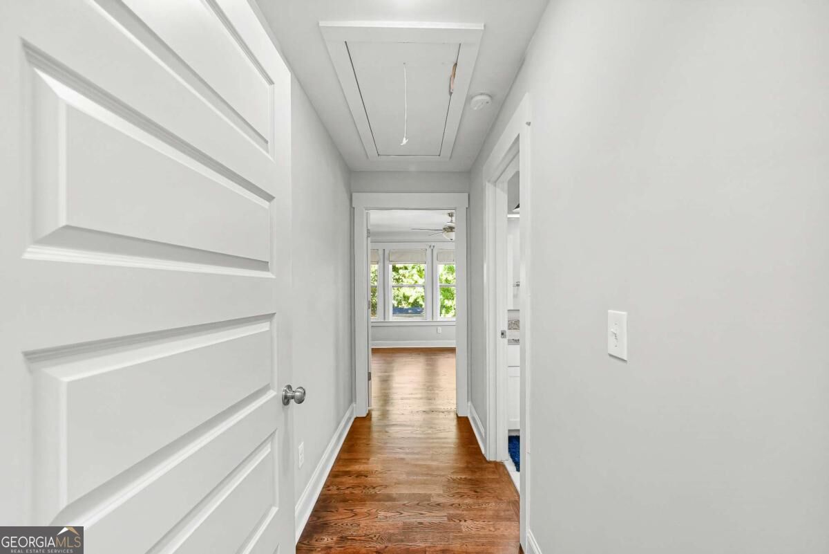 1134 Knott Street Se Property Photo 22