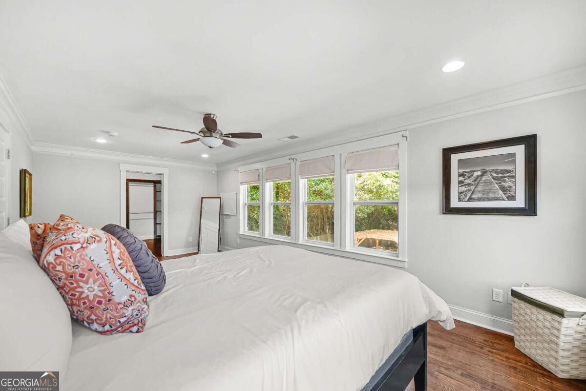 1134 Knott Street Se Property Photo 24