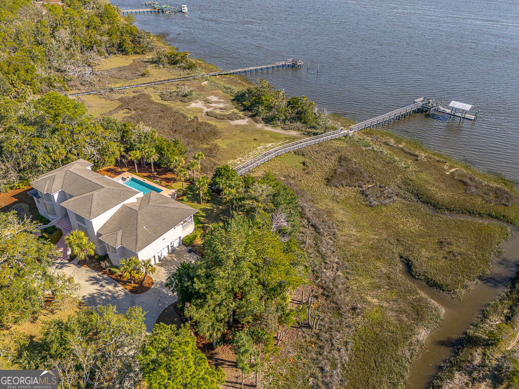 466 Midway Circle Property Photo 2