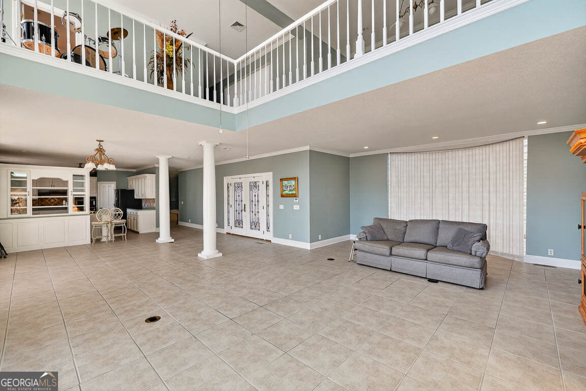 466 Midway Circle Property Photo 13