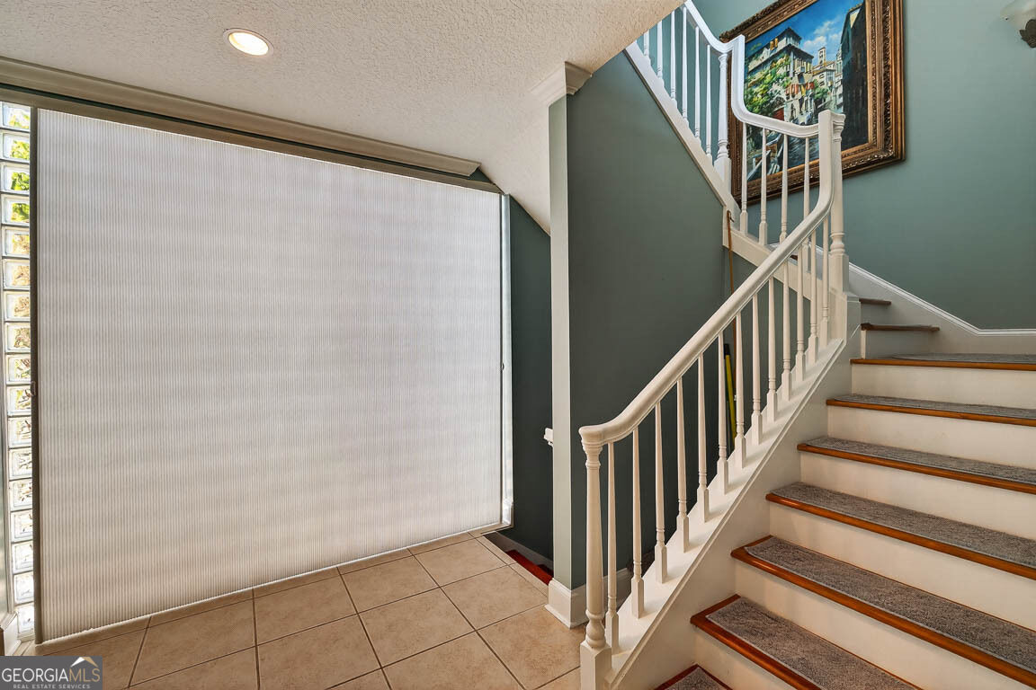 466 Midway Circle Property Photo 27
