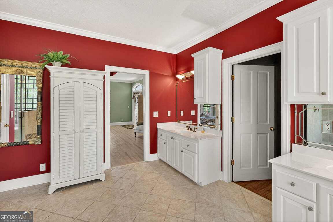 466 Midway Circle Property Photo 34