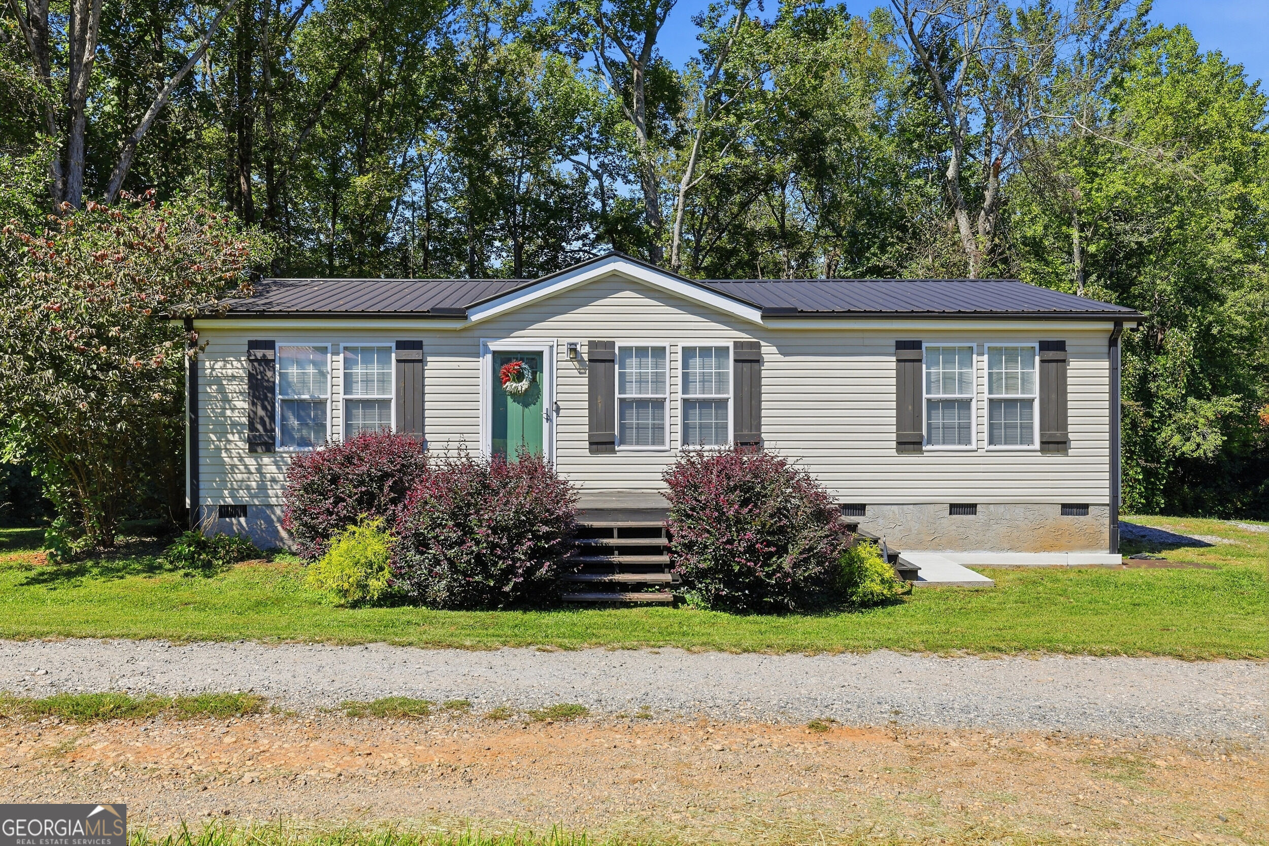 113 Lonesome Pond Road Property Photo 1