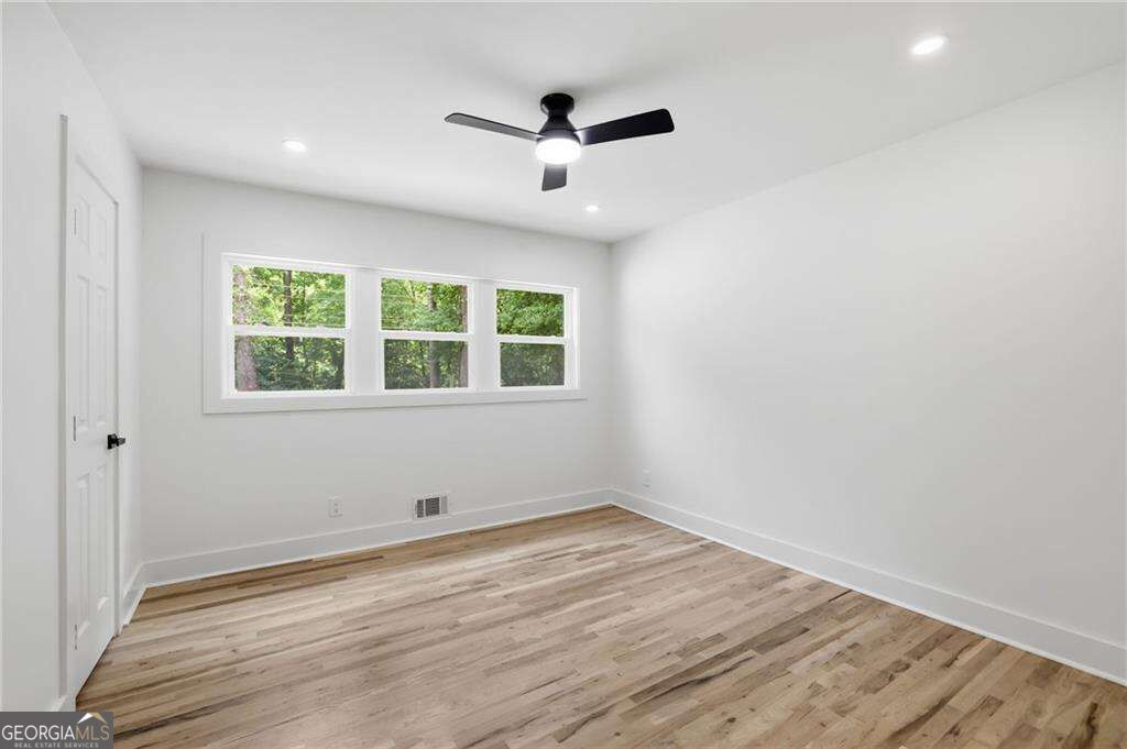 3000 Henderson Mill Road Property Photo 15