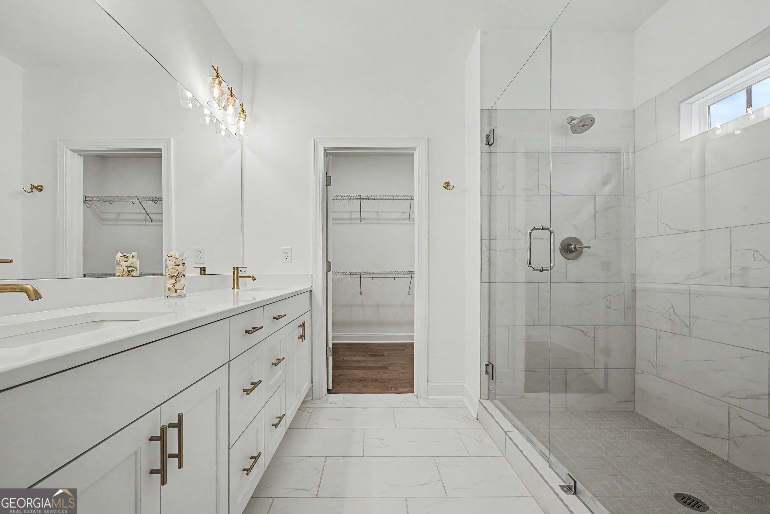 224 Westpark Drive Property Photo 8