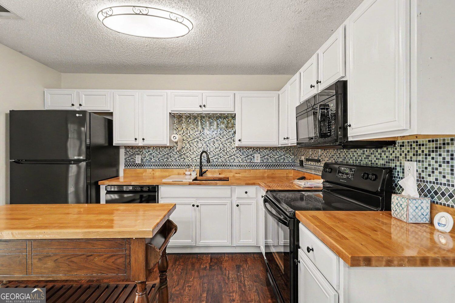 11045 Buchanan Highway Property Photo 6