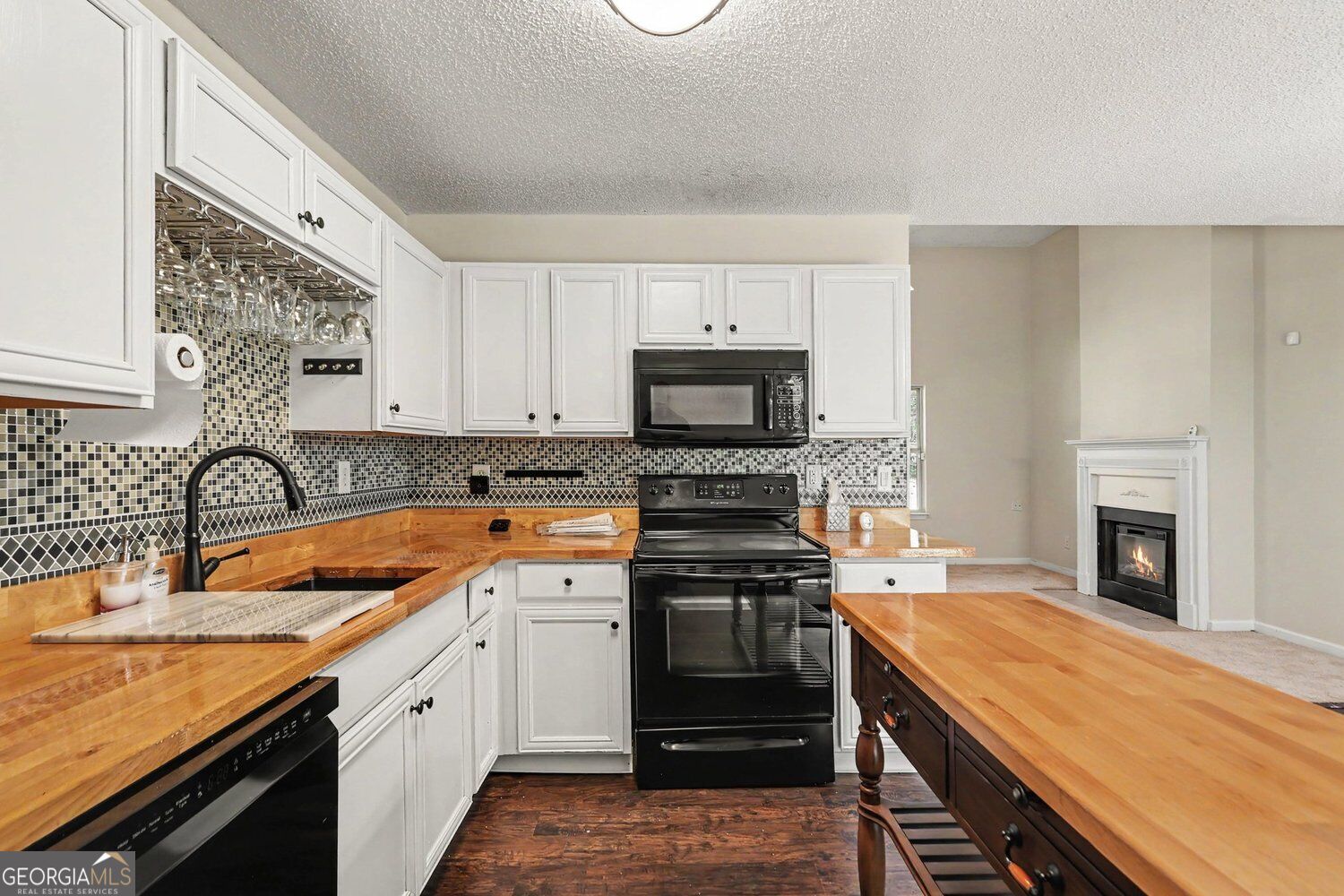 11045 Buchanan Highway Property Photo 7