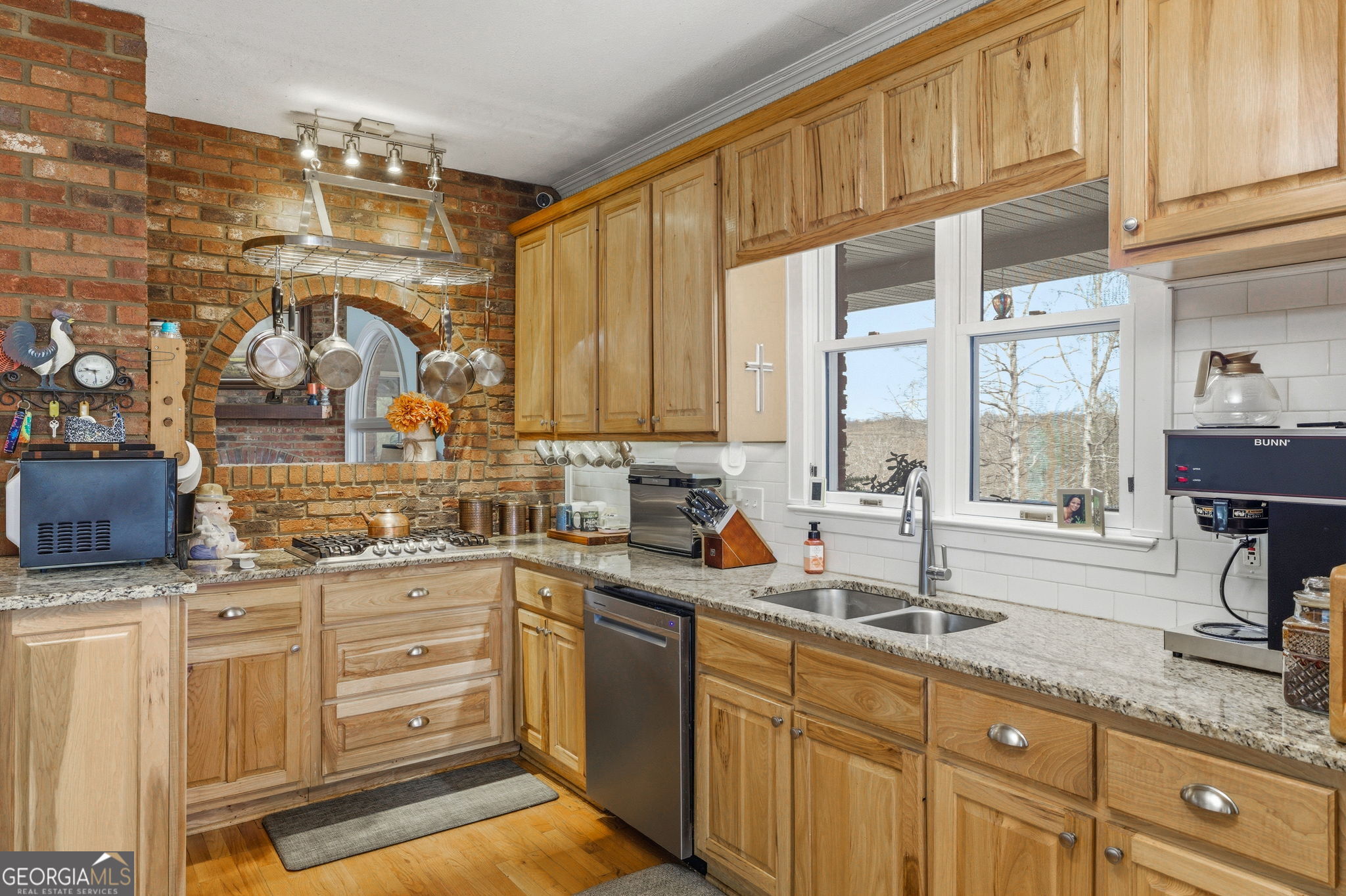 401 Herrin Road Property Photo 15
