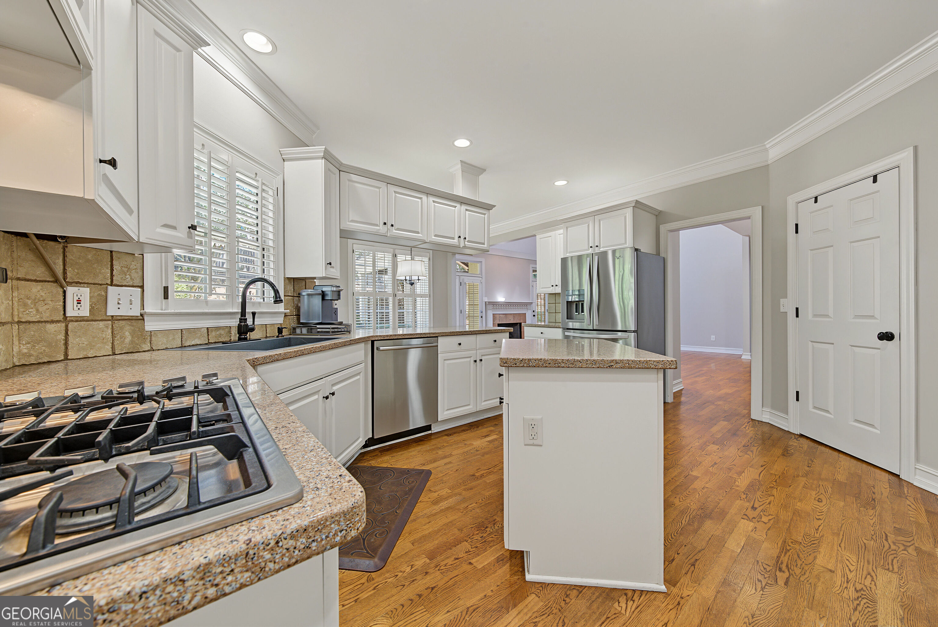 403 Henredon Hill Property Photo 15