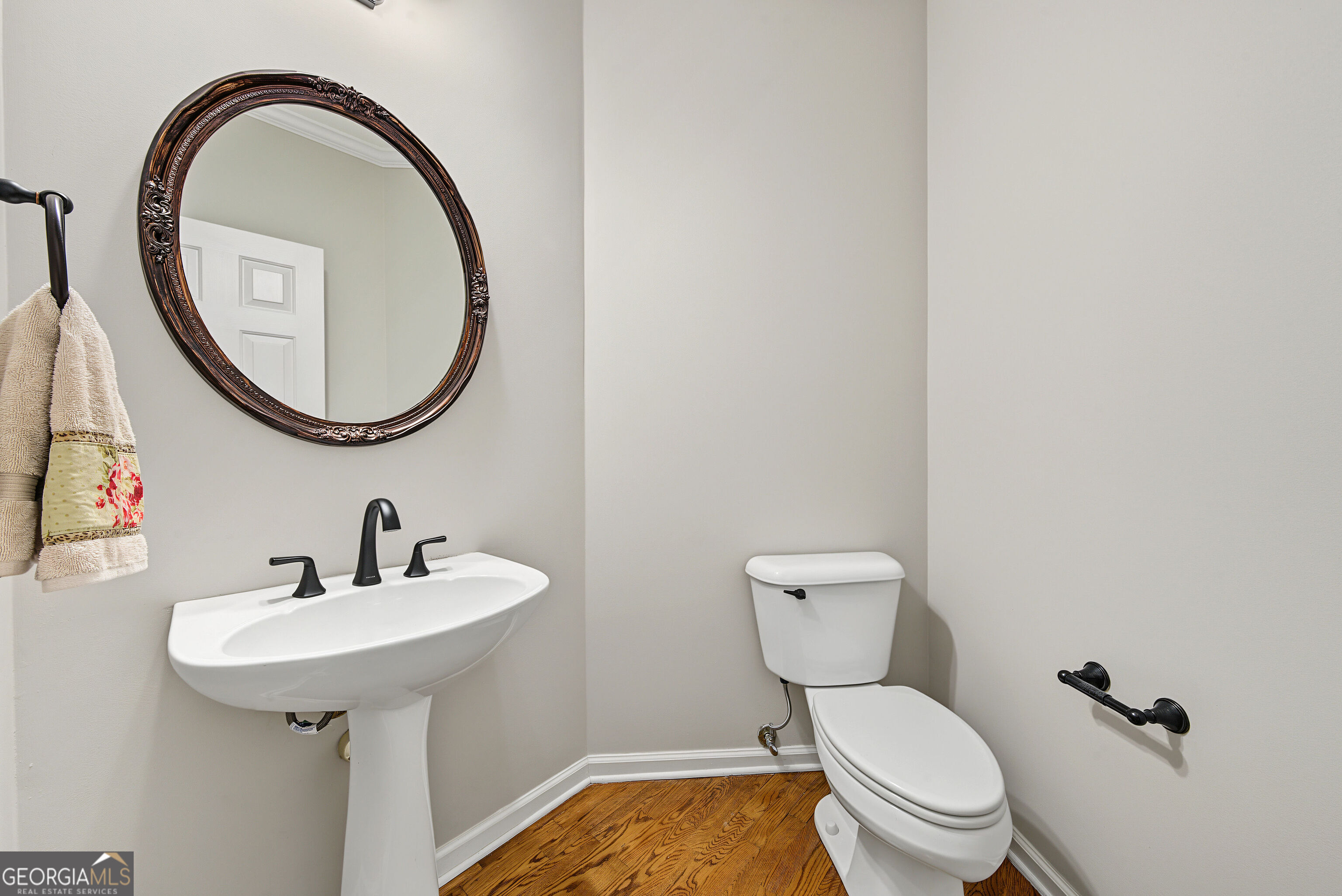 403 Henredon Hill Property Photo 29