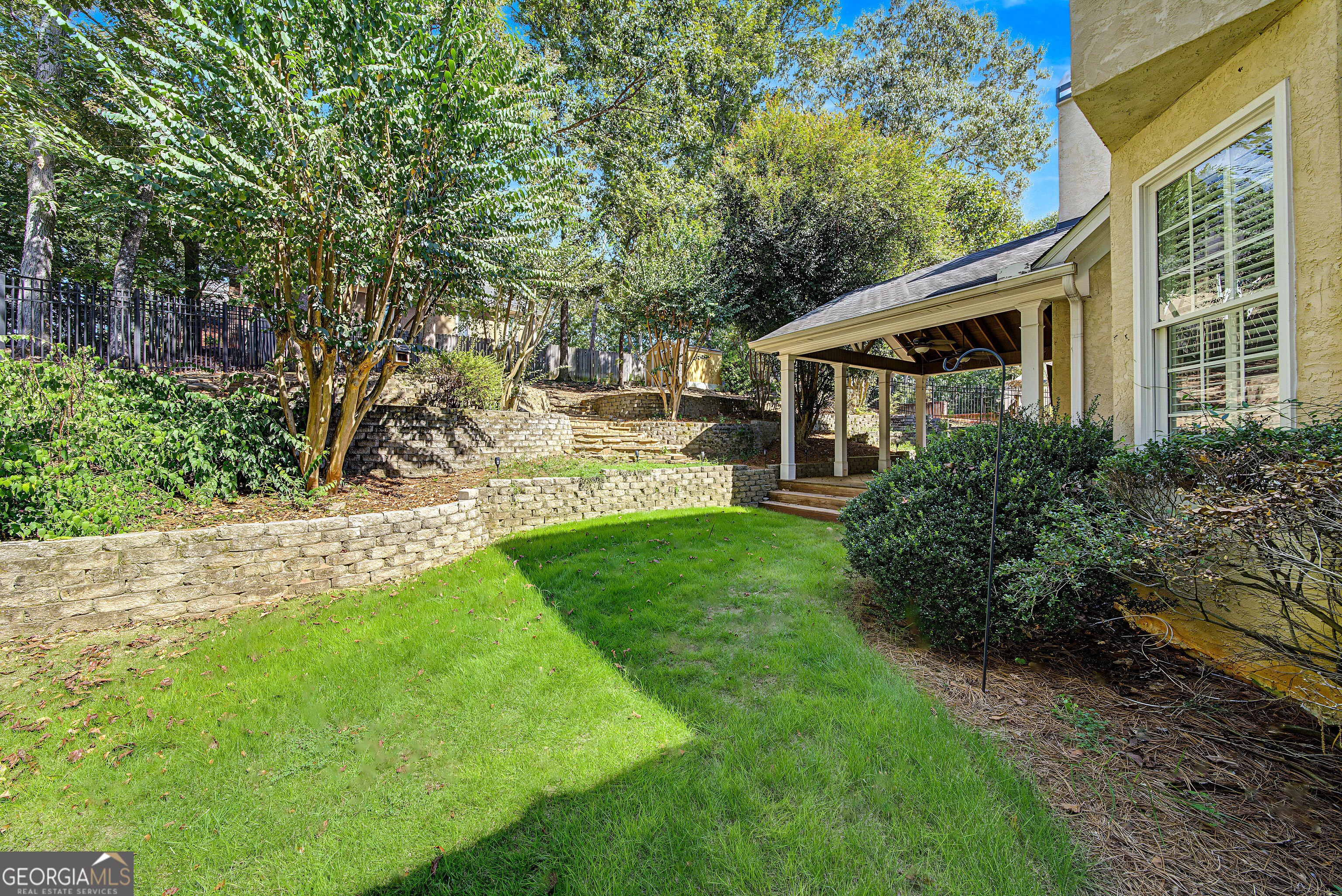 403 Henredon Hill Property Photo 63