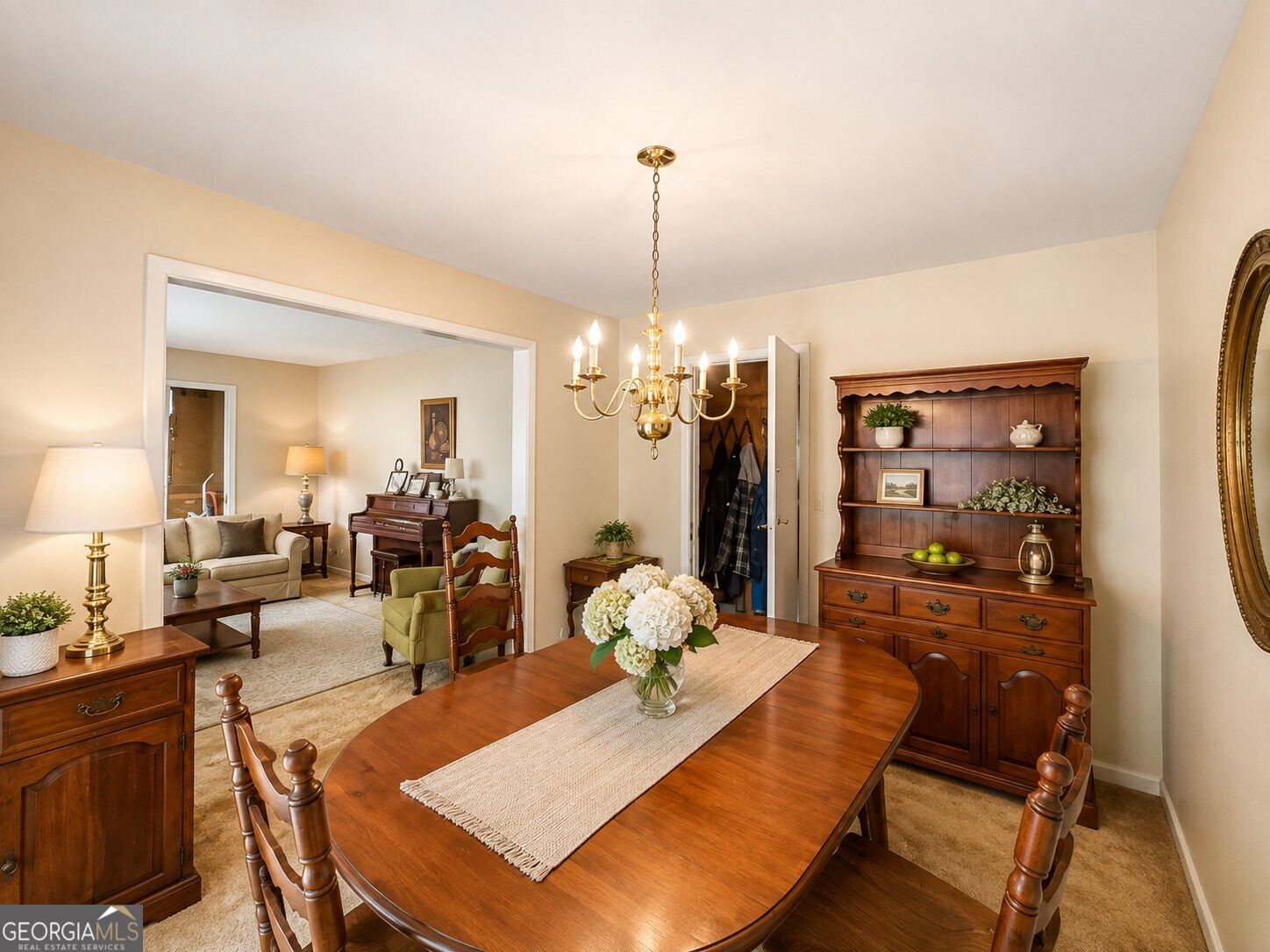 2523 Andover Drive Property Photo 4