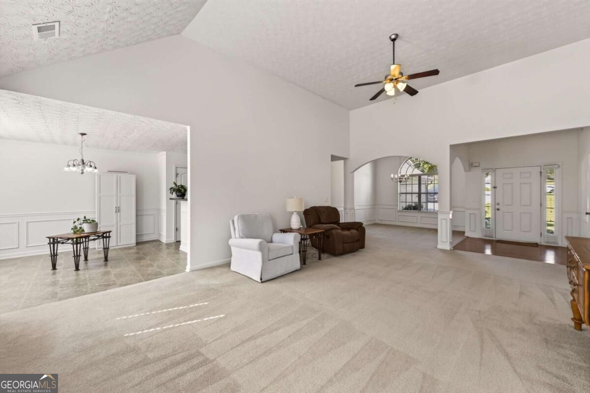 2316 Acorn Way Property Photo 18
