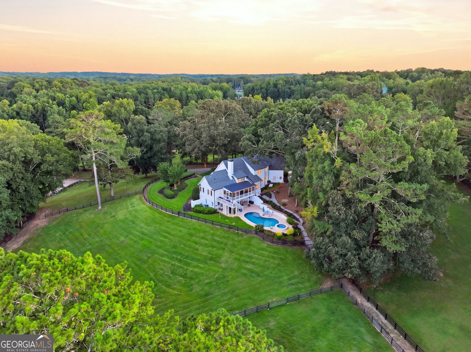 565 Old Lathemtown Road Property Photo 1