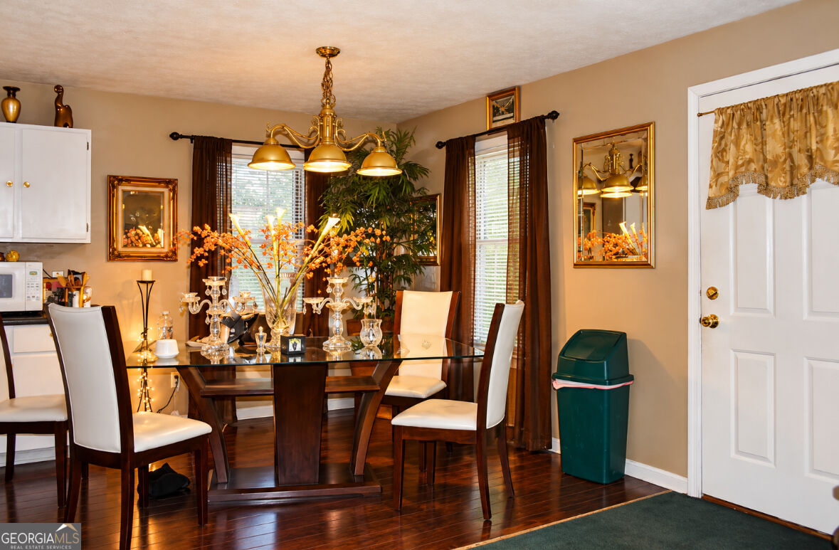 125 Marlborough Downs Road Property Photo 6