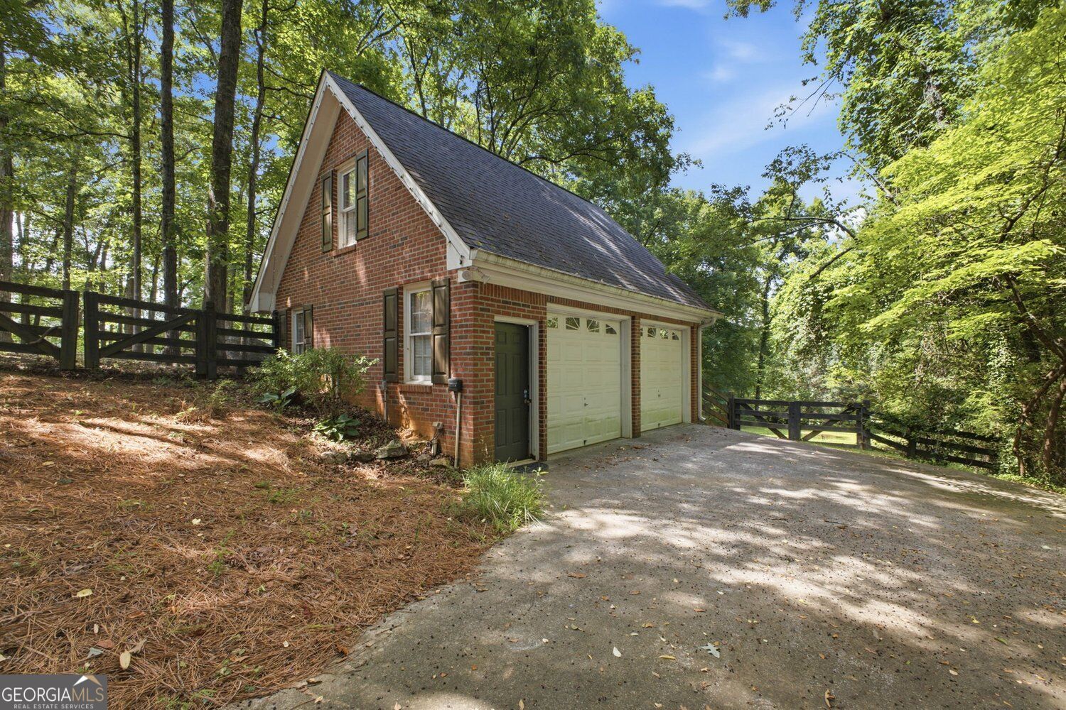 11 Breckenridge Road Se Property Photo 14