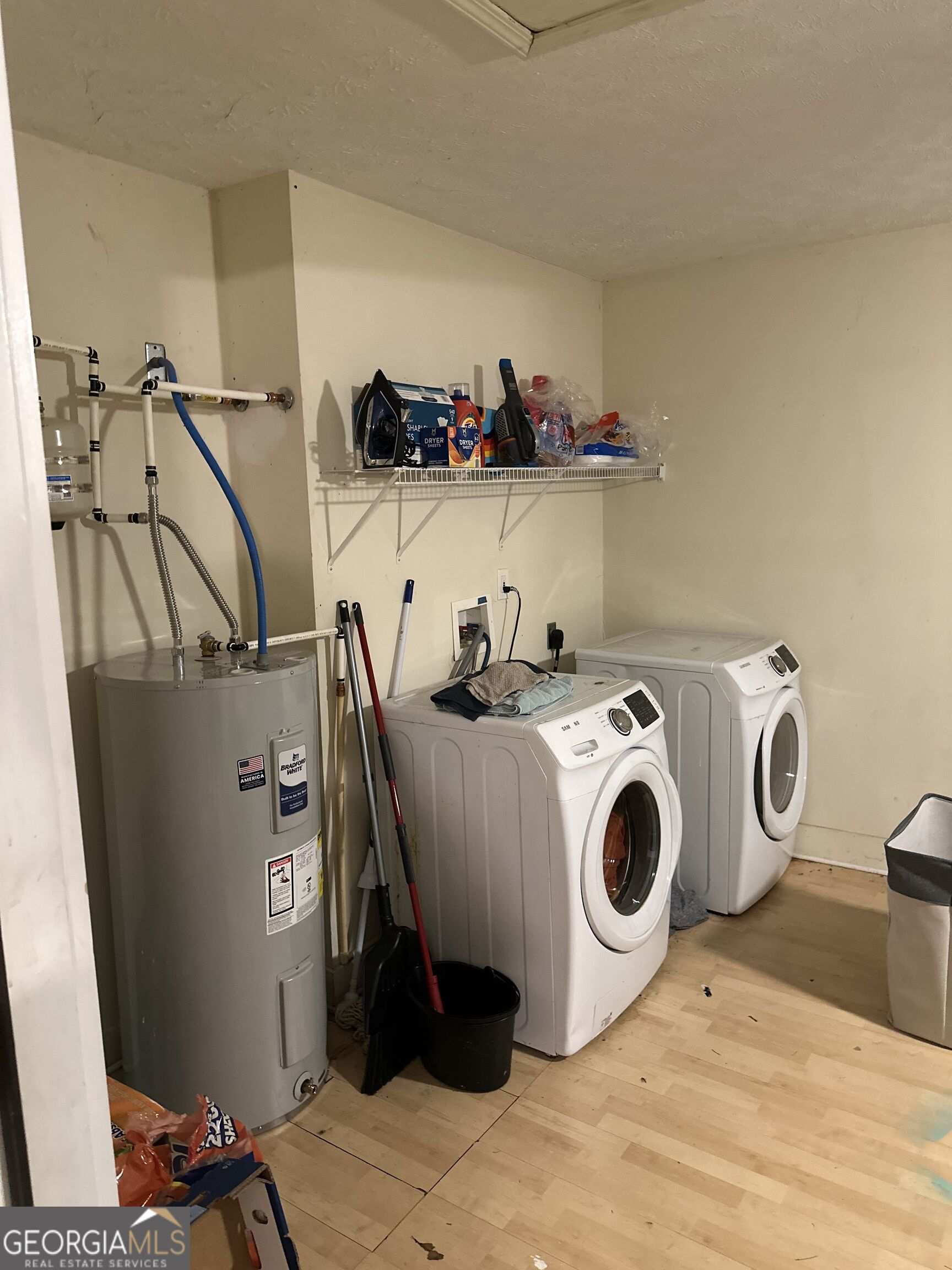 127 3rd Street Property Photo 11