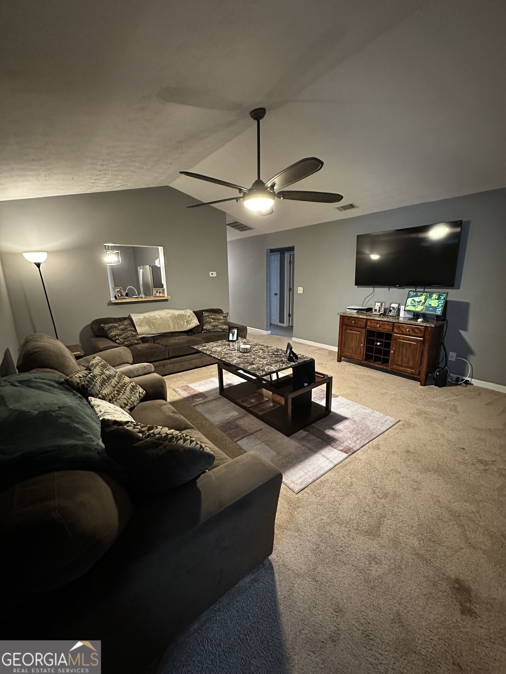 127 3rd Street Property Photo 15