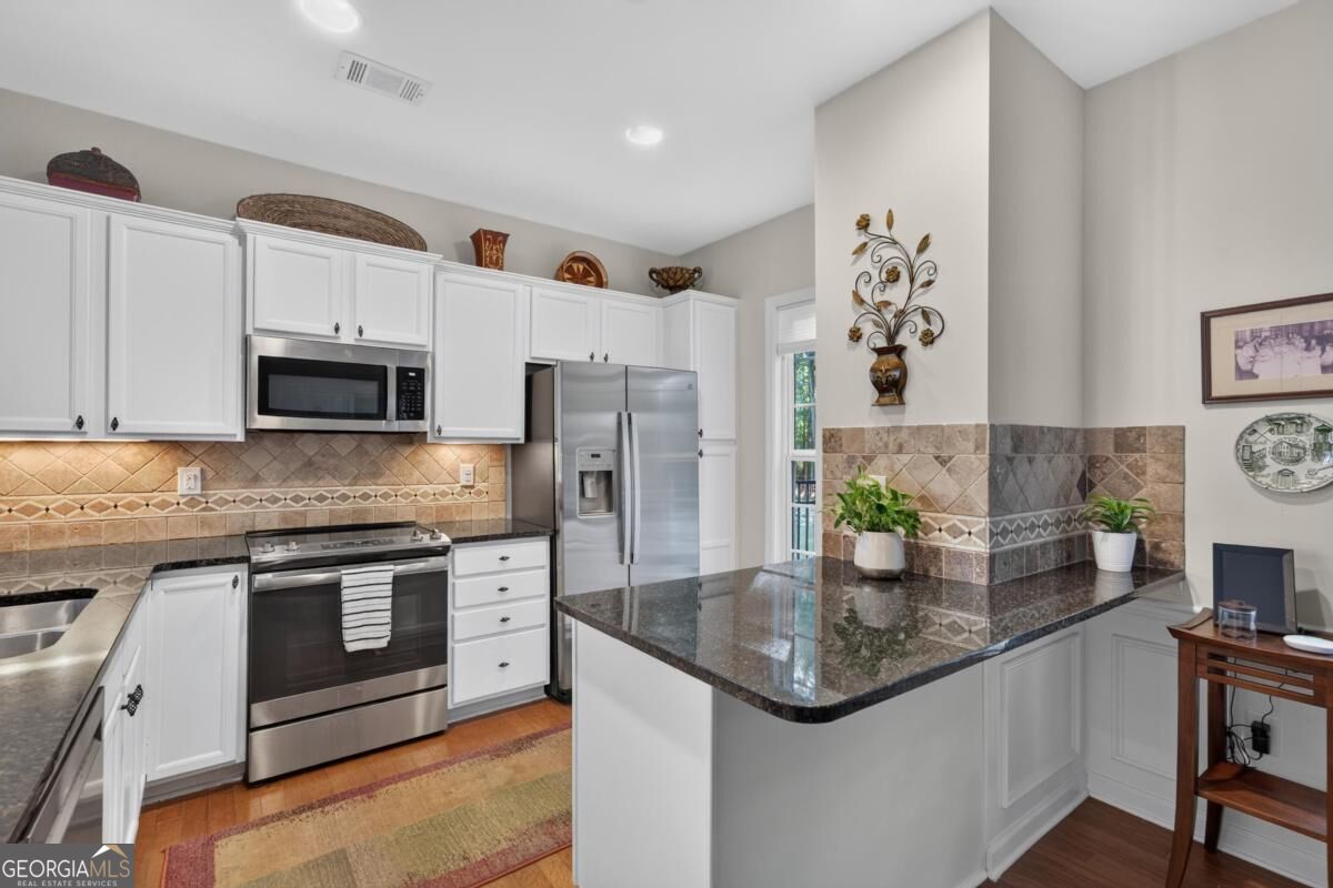 1230 Summer Hollow Road Property Photo 8