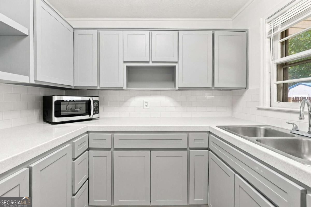 179 Long Drive Sw Property Photo 8