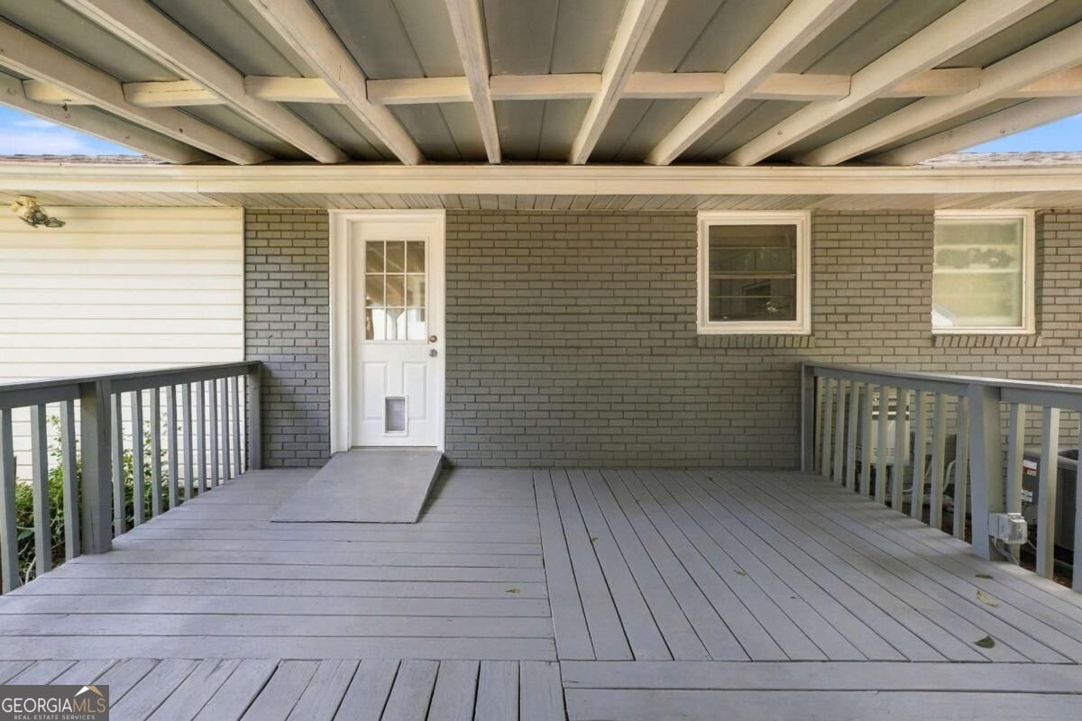 179 Long Drive Sw Property Photo 24