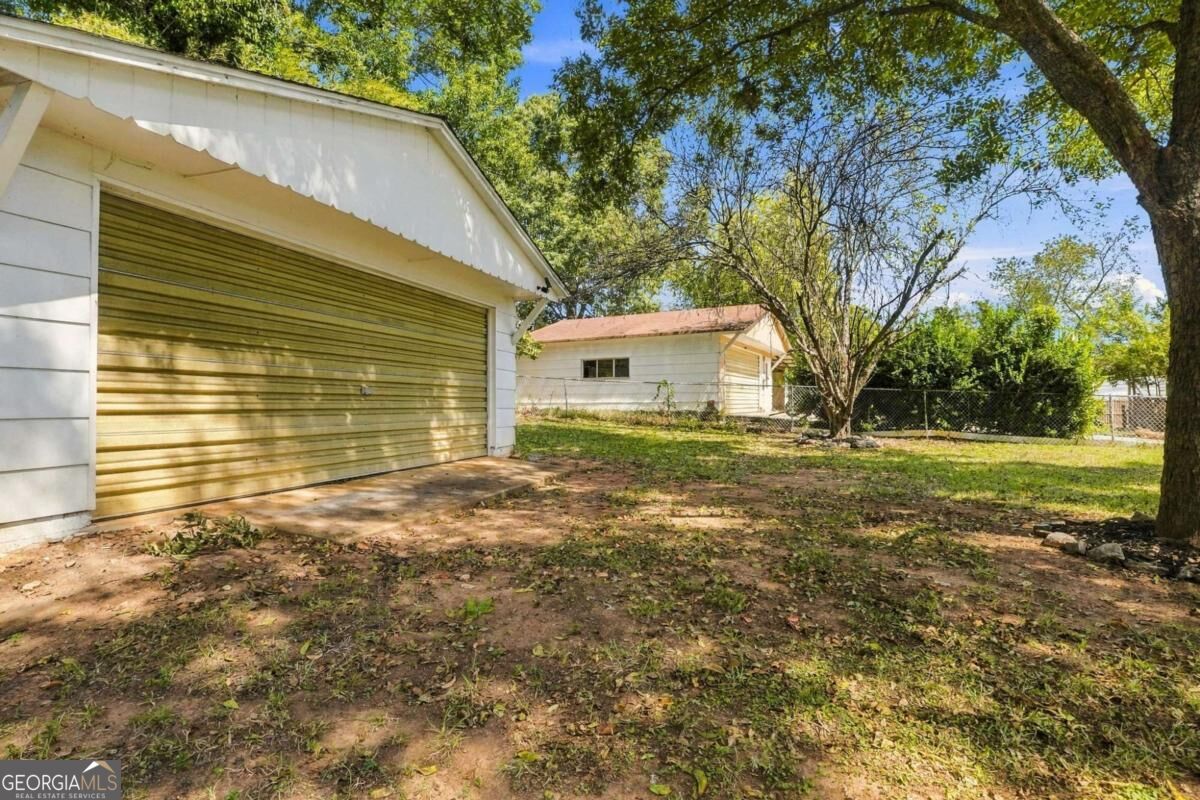 179 Long Drive Sw Property Photo 28