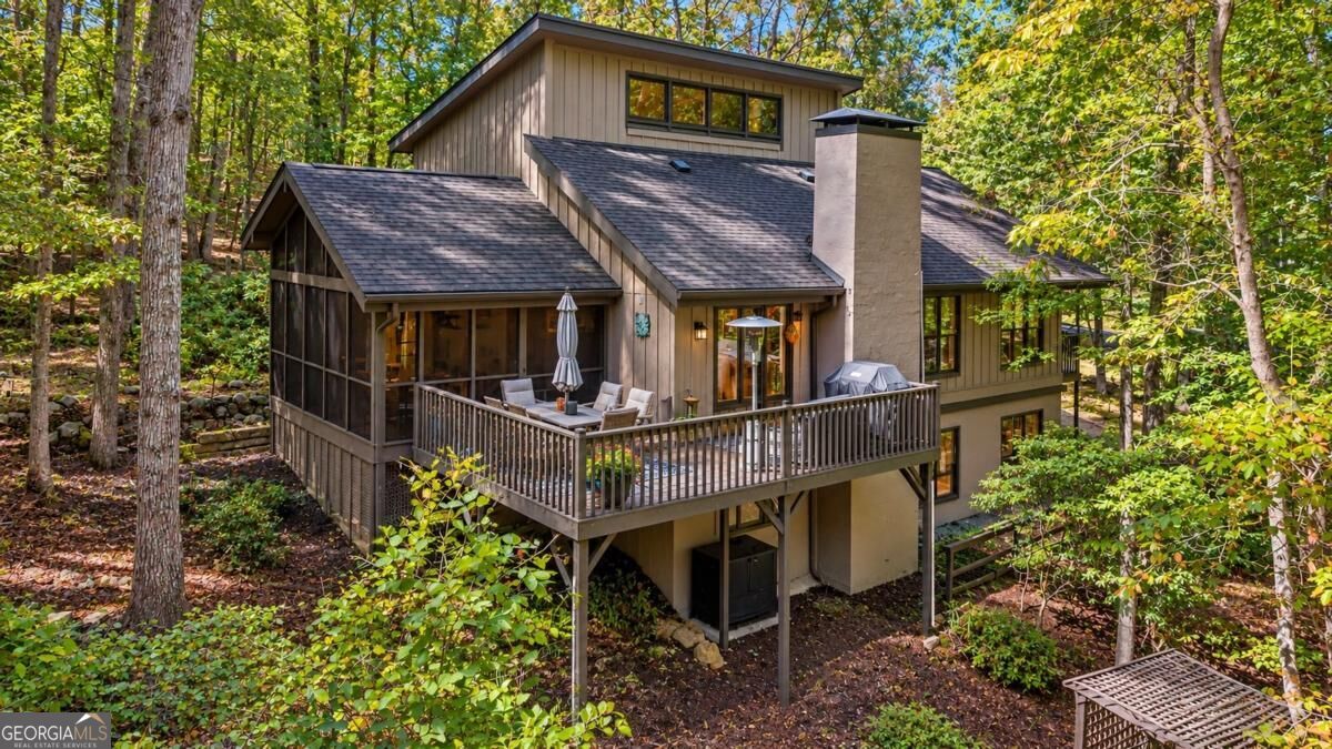 106 Banyon Court Property Photo 1
