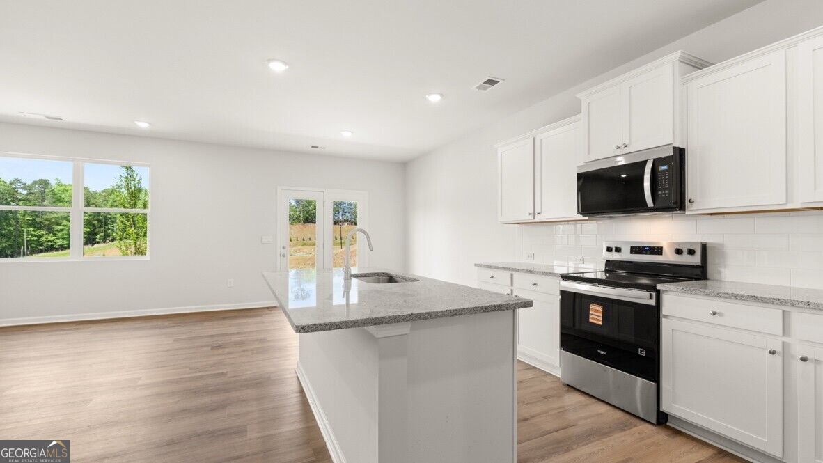 1806 Meadow Green Circle Property Photo 7