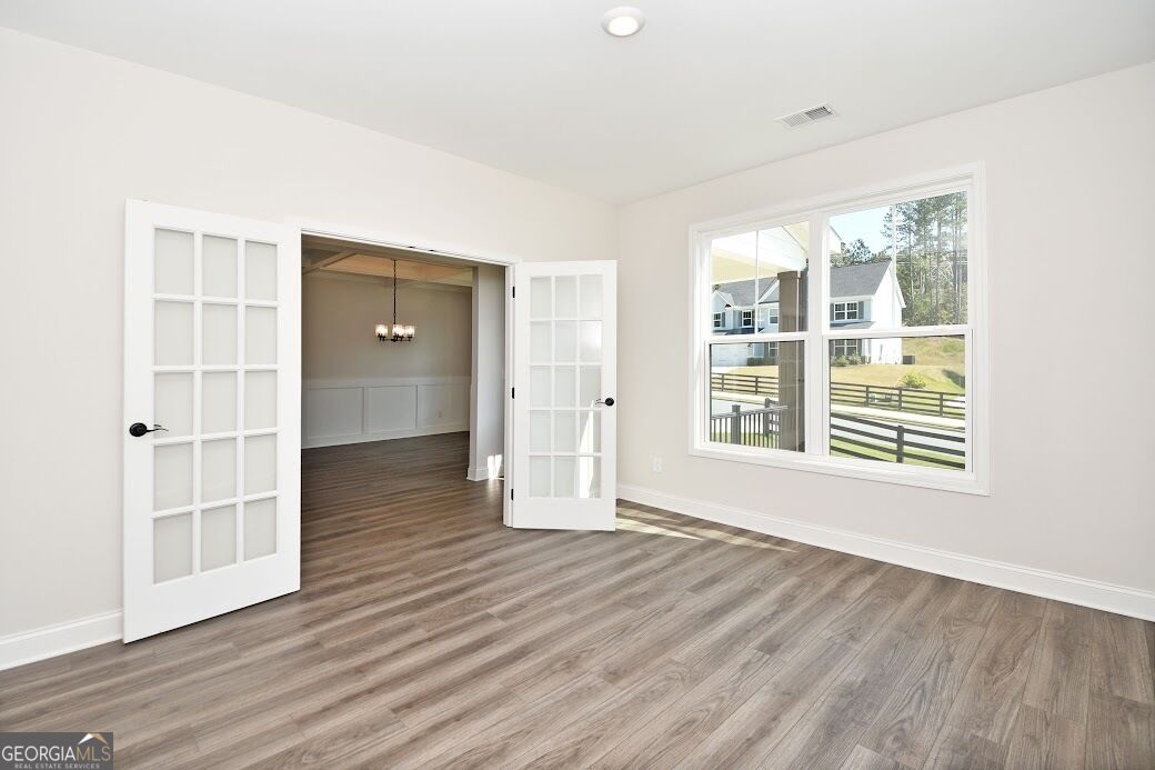 93 Riverwalk Manor Drive Property Photo 5