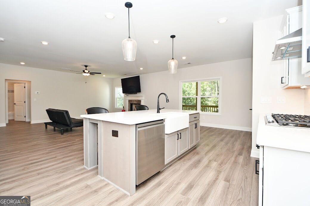 93 Riverwalk Manor Drive Property Photo 15