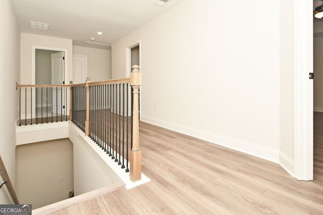 93 Riverwalk Manor Drive Property Photo 24