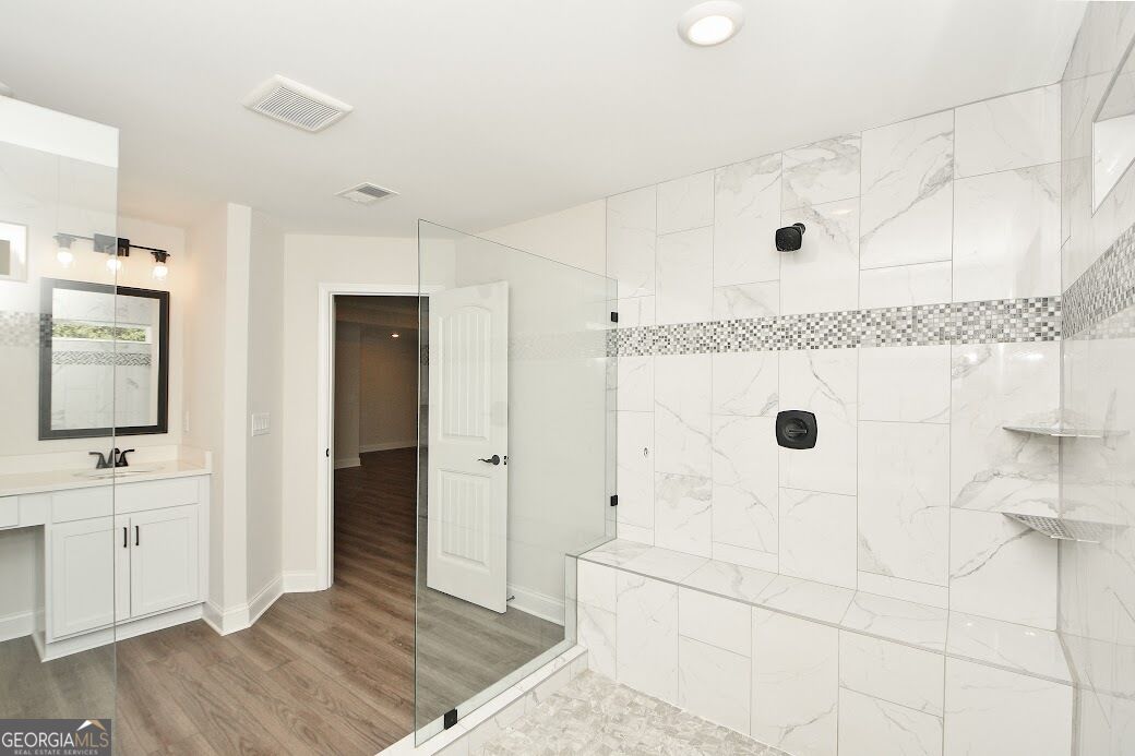 93 Riverwalk Manor Drive Property Photo 34