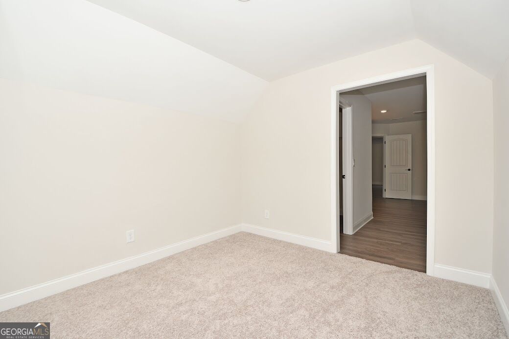 93 Riverwalk Manor Drive Property Photo 39