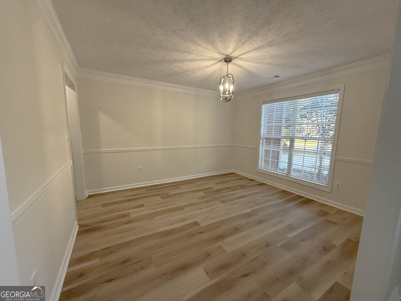 6681 Point Of Woods Drive Property Photo 10
