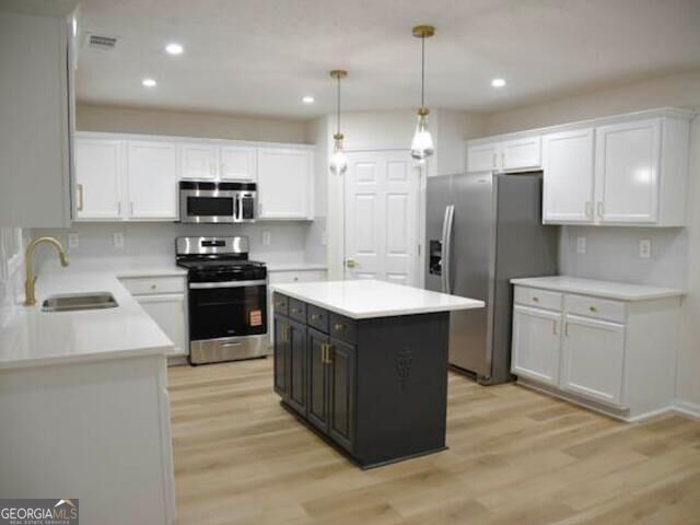 6681 Point Of Woods Drive Property Photo 17