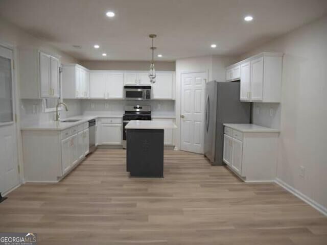 6681 Point Of Woods Drive Property Photo 18