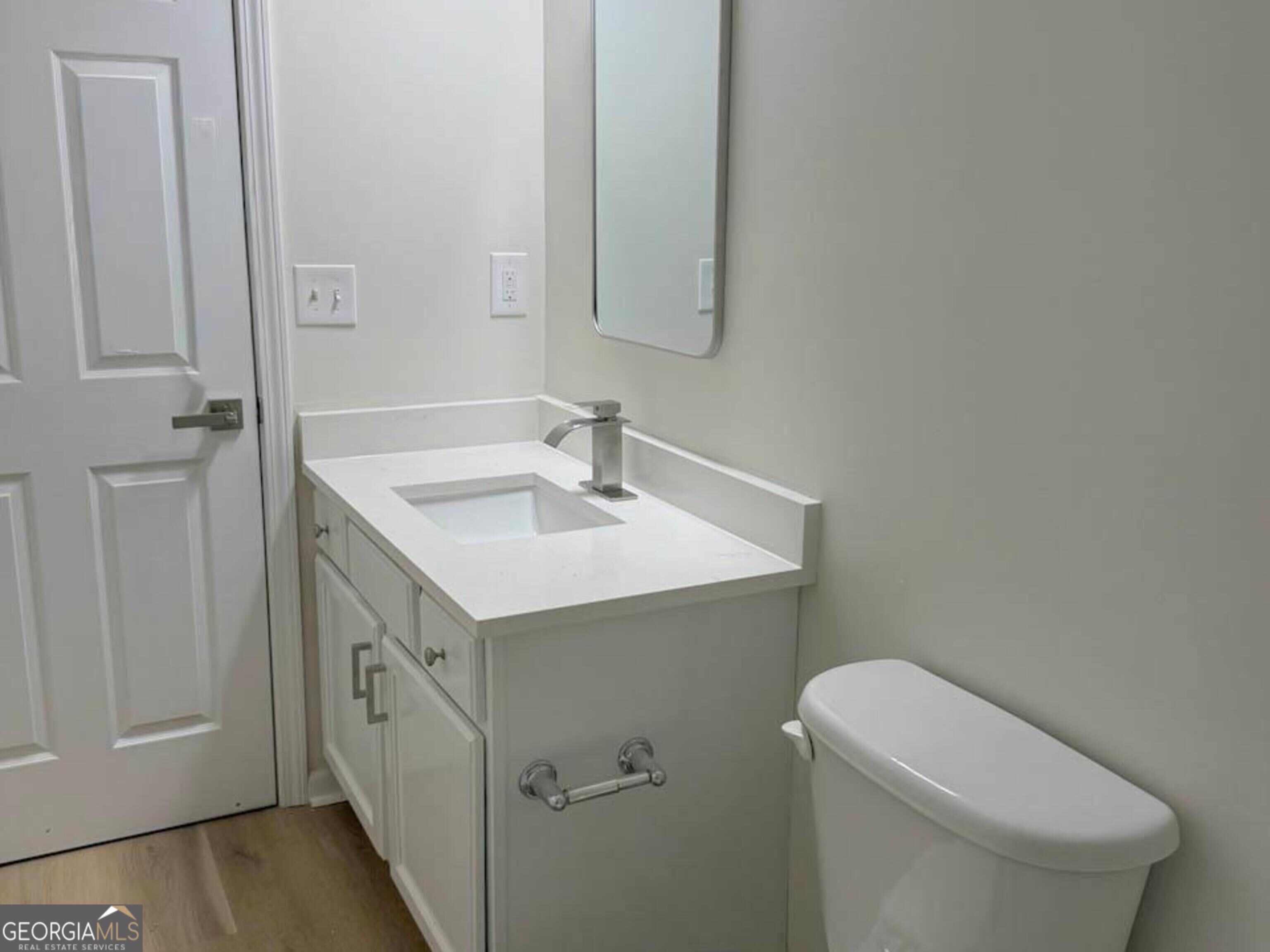 6681 Point Of Woods Drive Property Photo 39