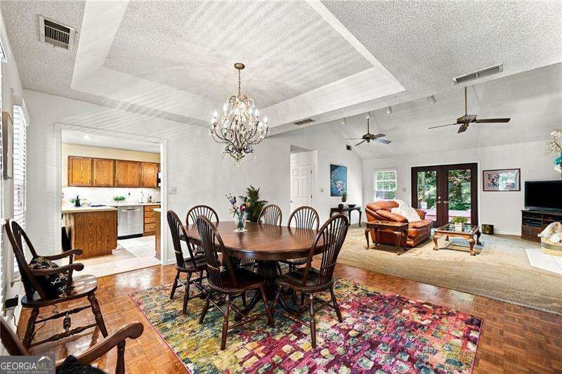 5011 Peach Mountain Circle Property Photo 3