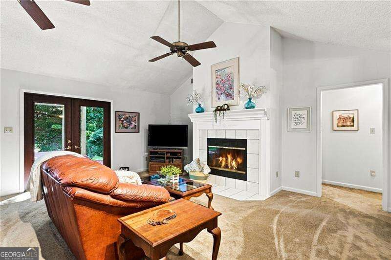 5011 Peach Mountain Circle Property Photo 8