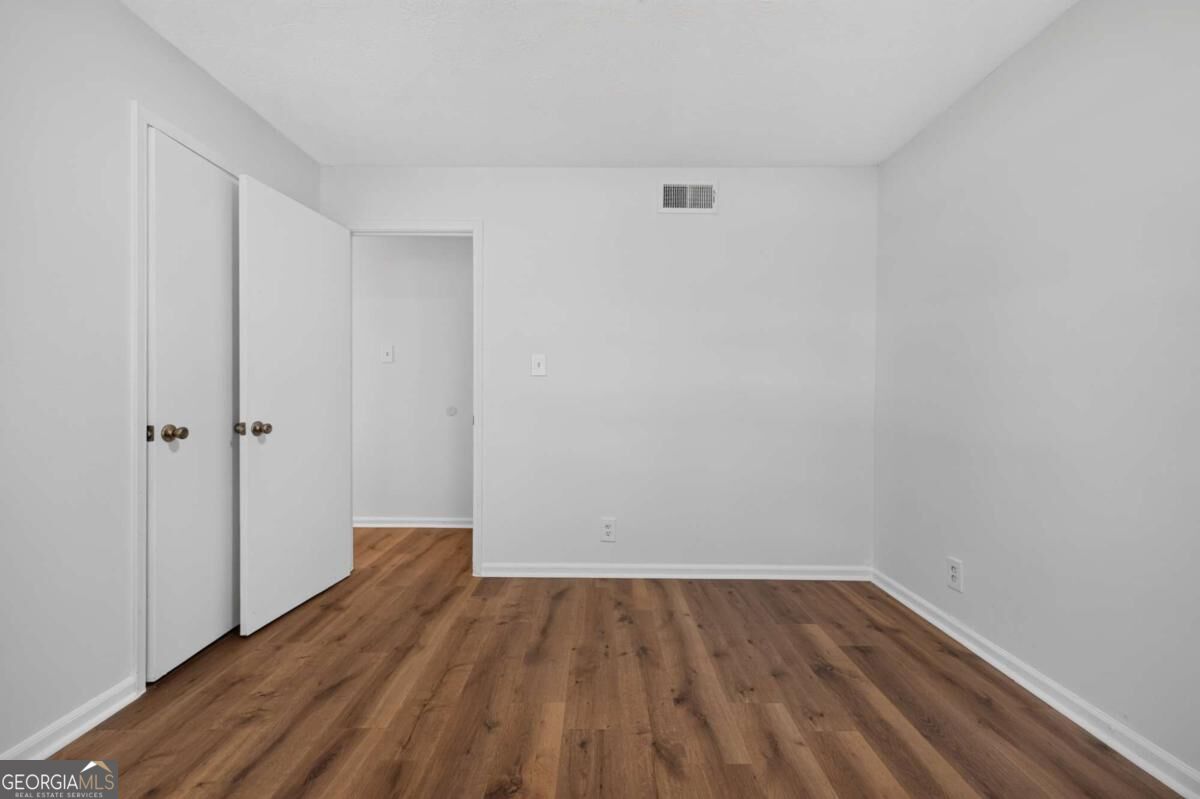 1021 Grayson Highway Property Photo 33