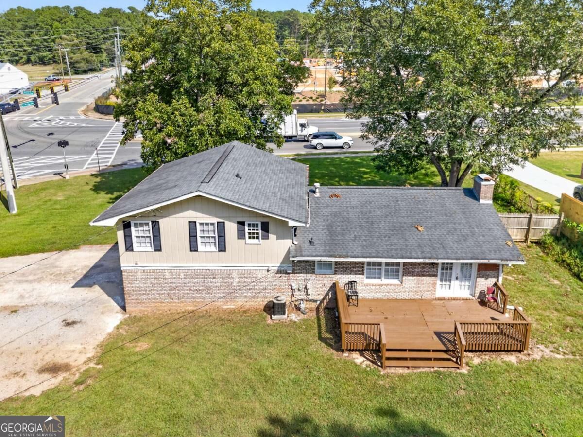1021 Grayson Highway Property Photo 56