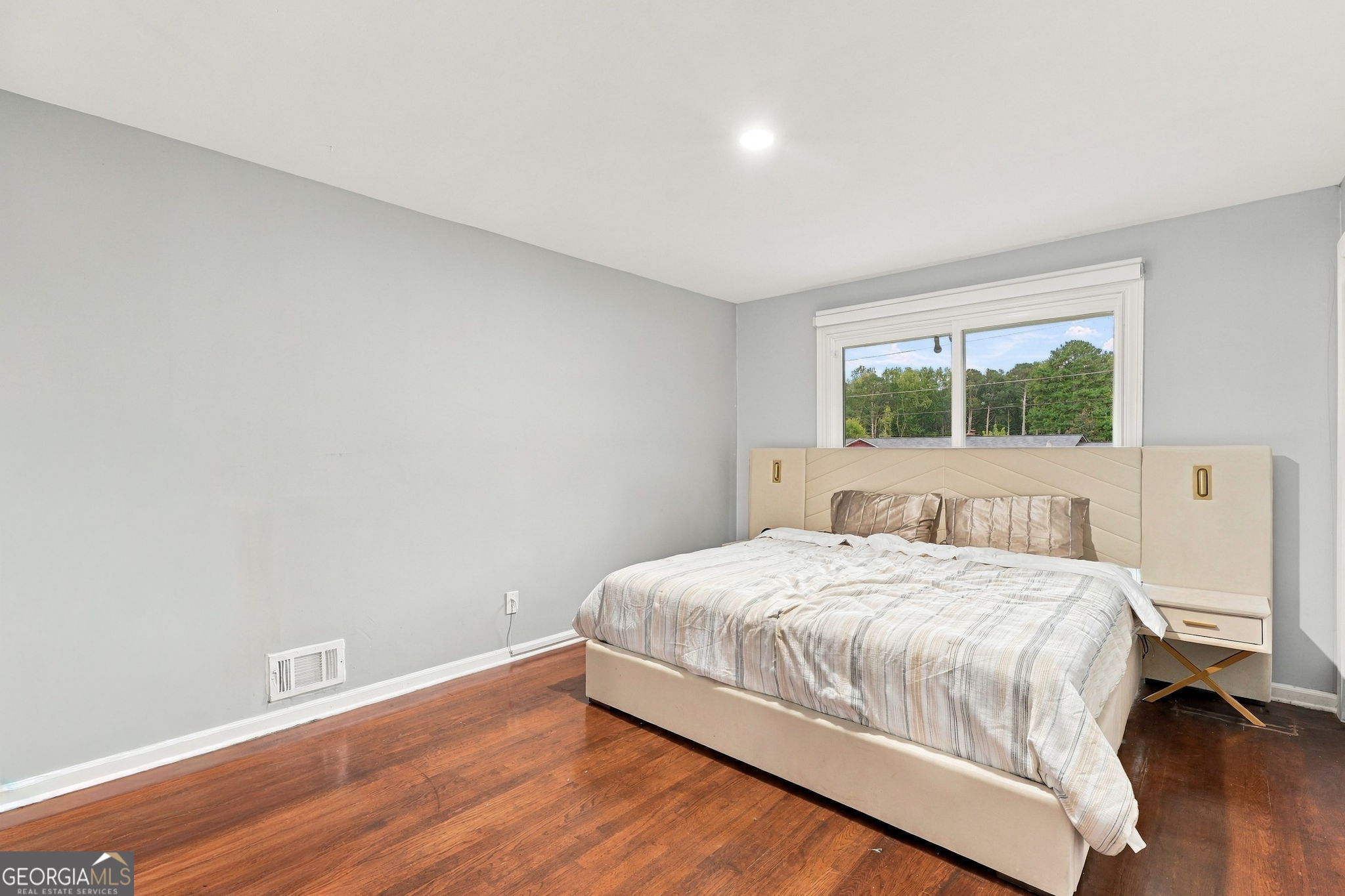 4166 Idlevale Drive Property Photo 15