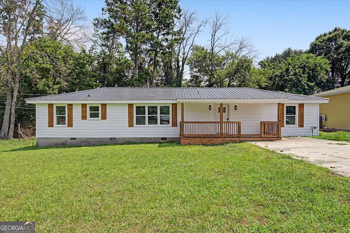 54 Glenwood School Road Ne Property Photo 3