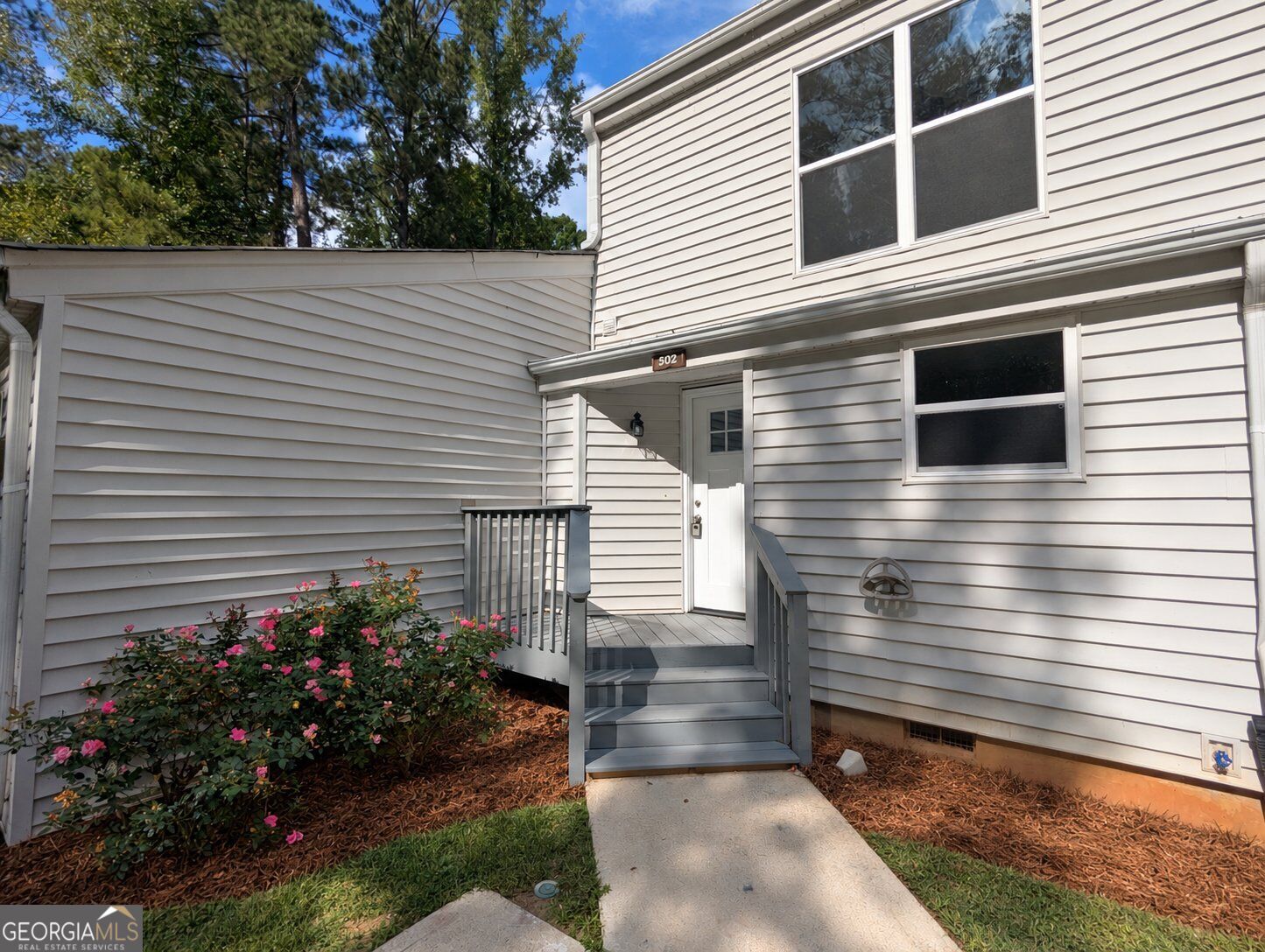 502 Willow Way Property Photo 1