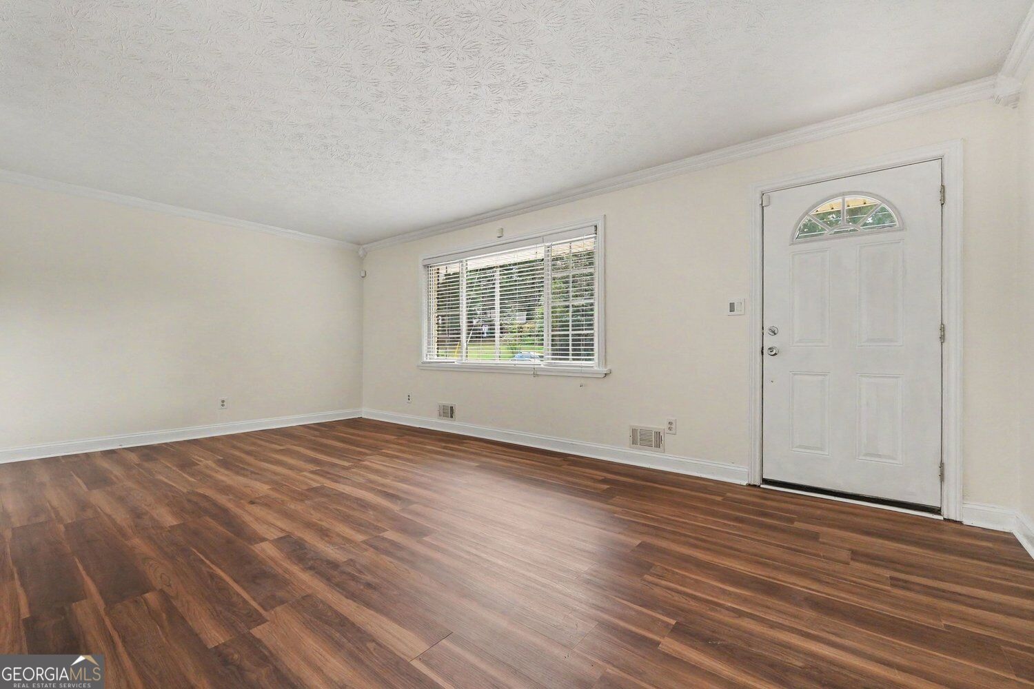 1229 De Leon Court Property Photo 6