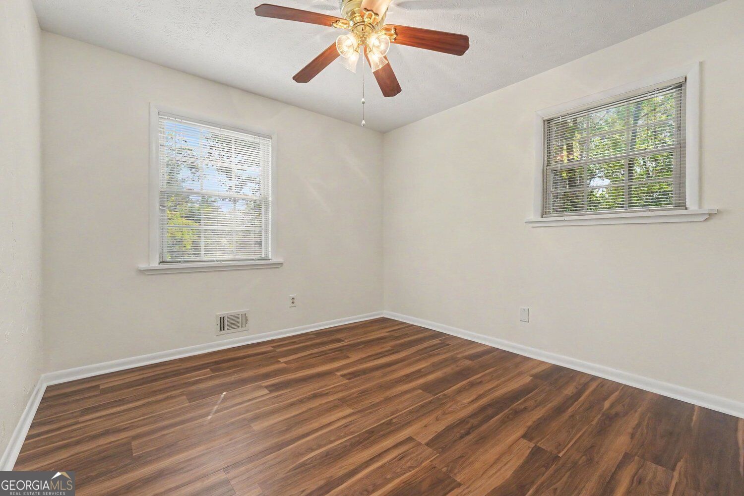 1229 De Leon Court Property Photo 17