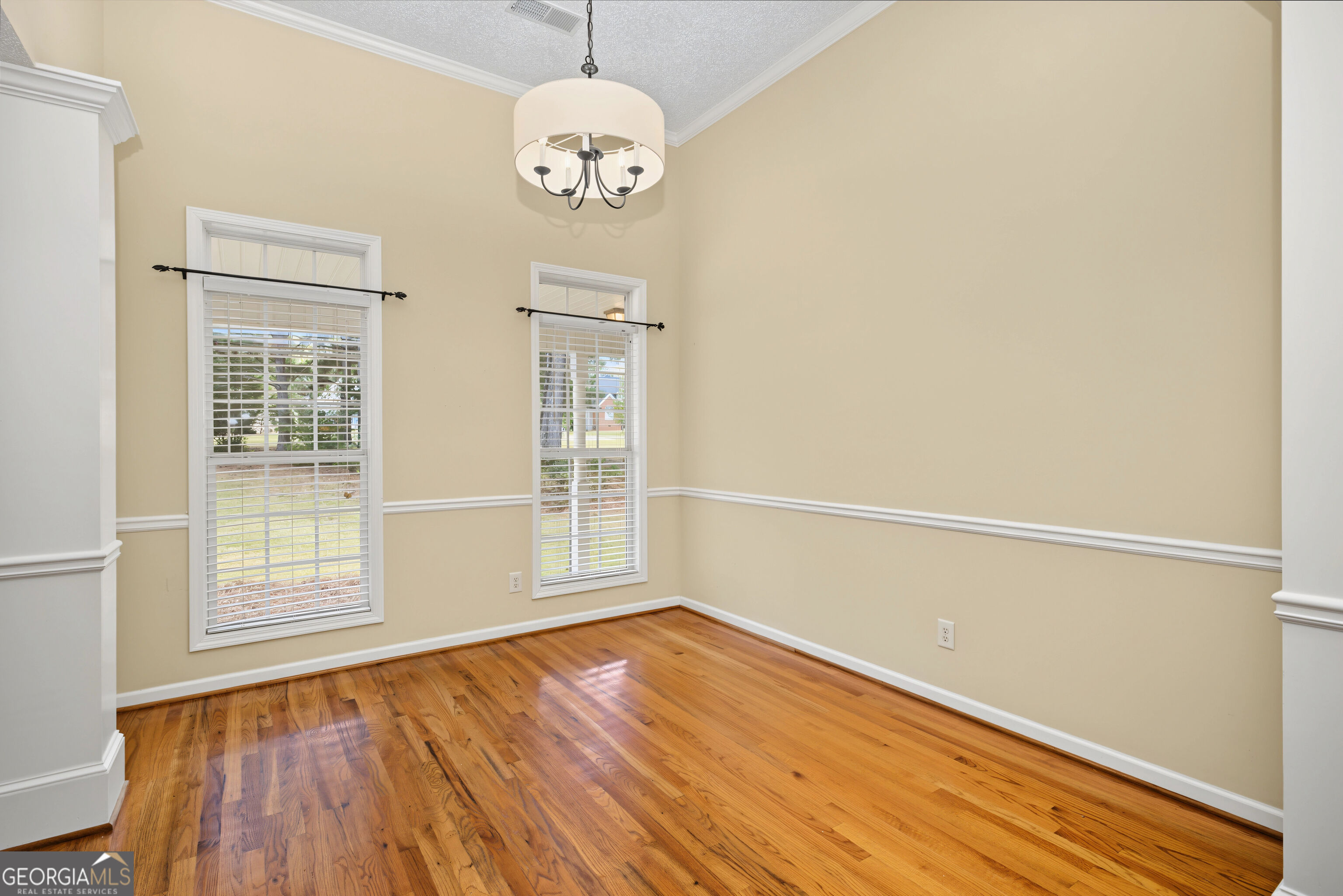 129 King Richard Drive Property Photo 7