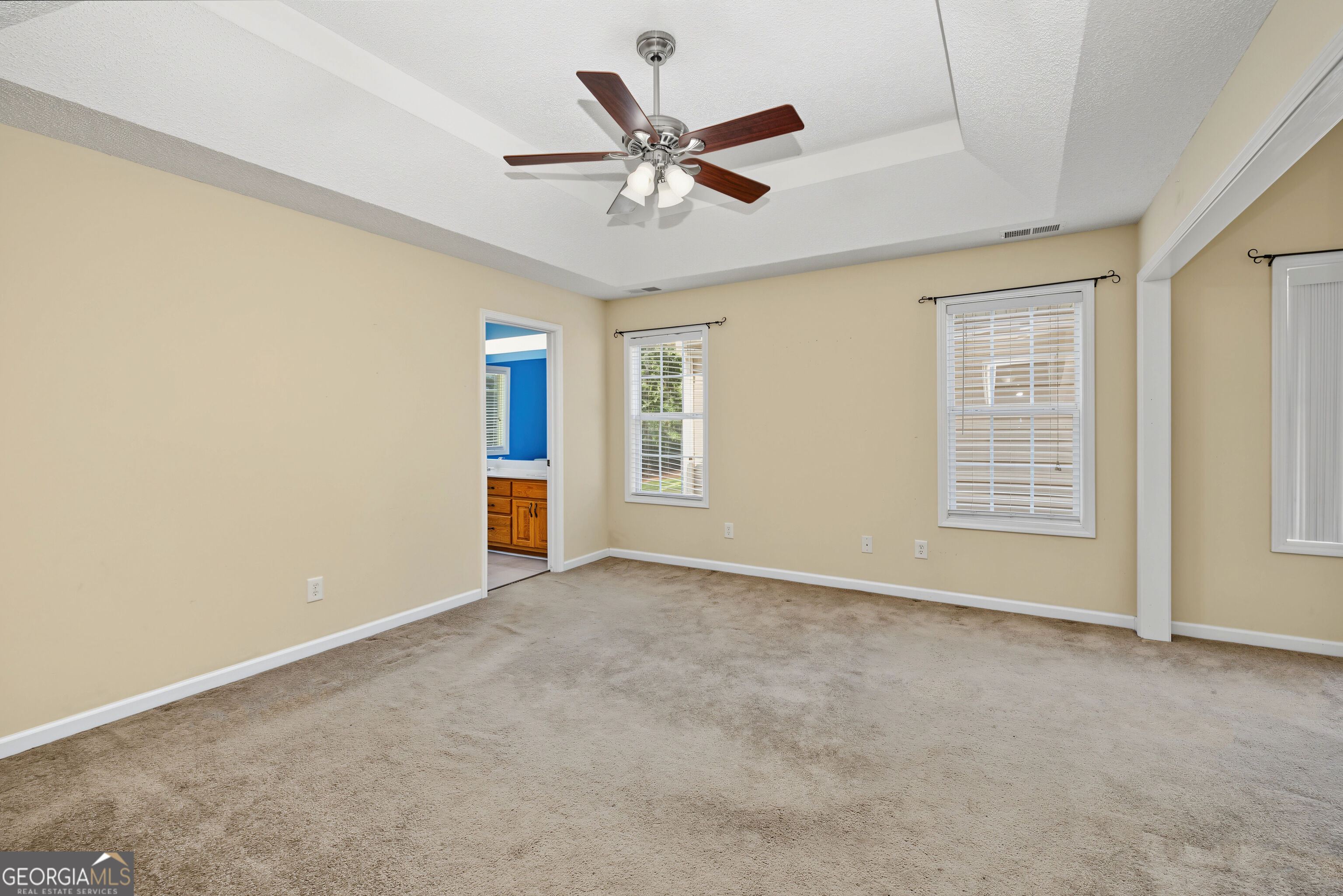 129 King Richard Drive Property Photo 18