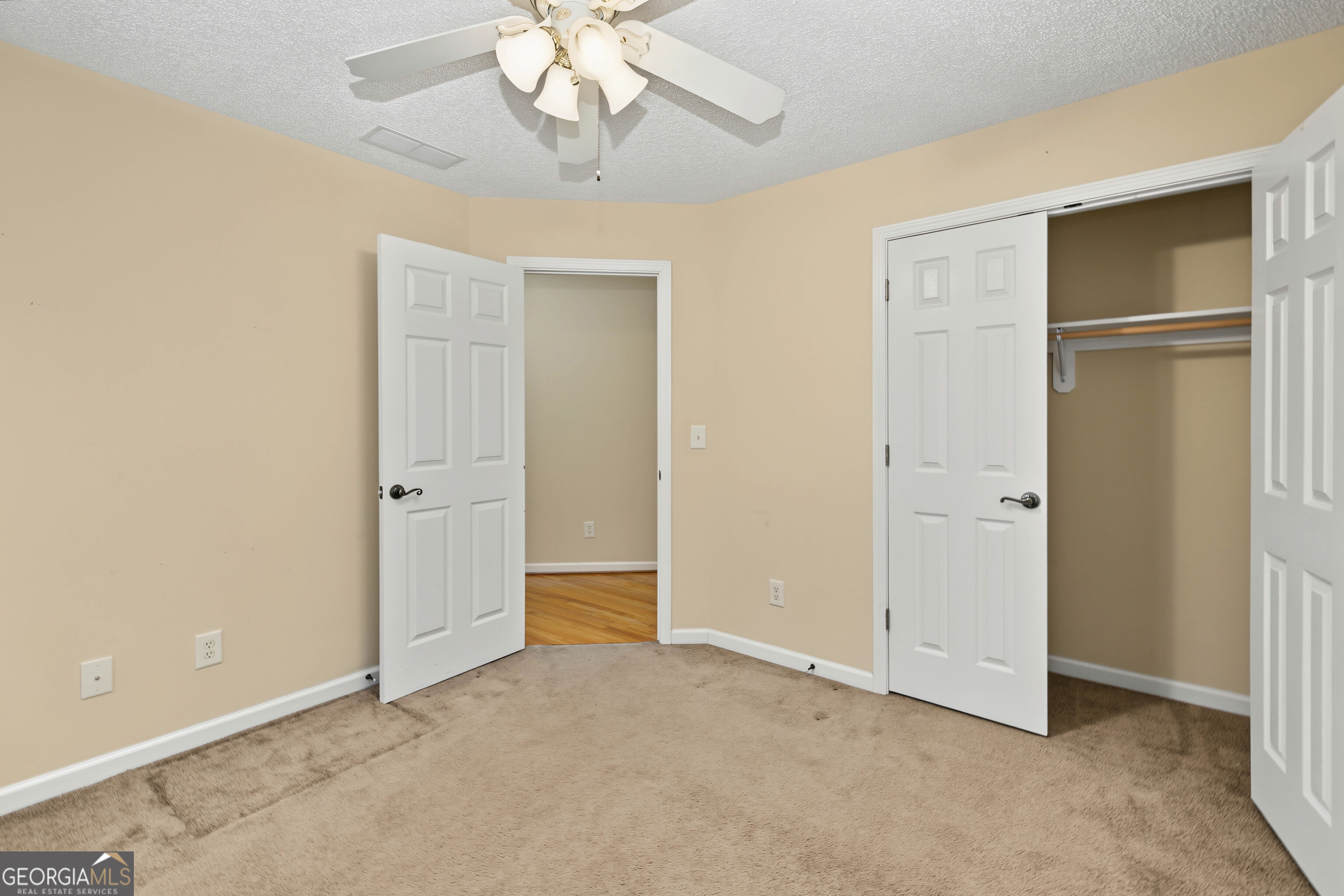 129 King Richard Drive Property Photo 28